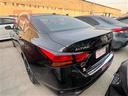 نيسان ألتيما